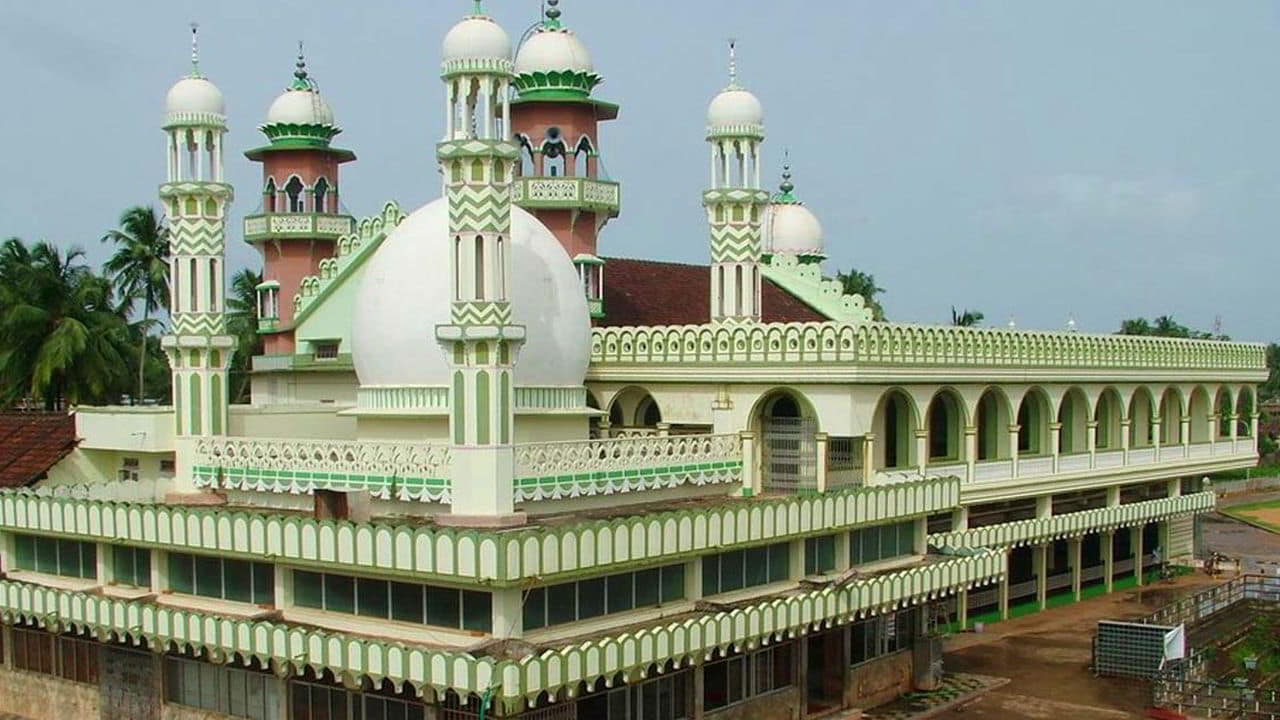 Ullal Darga - Famous Juma Masjid in Mangalore - Sha Travels